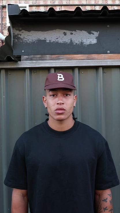 cacao "B" hat